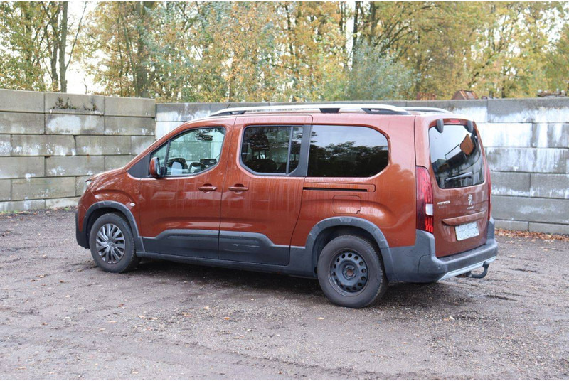 Peugeot Rifter - Furgon: slika Peugeot Rifter - Furgon Peugeot Rifter - Furgon: slika Peugeot Rifter - Furgon