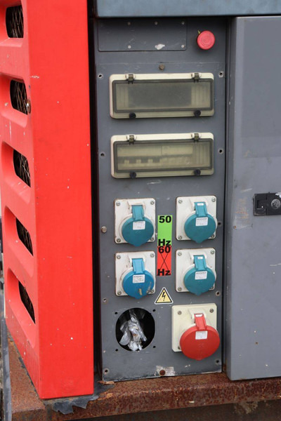 Generatorski set SDMO R165: slika Generatorski set SDMO R165 Generatorski set SDMO R165: slika Generatorski set SDMO R165