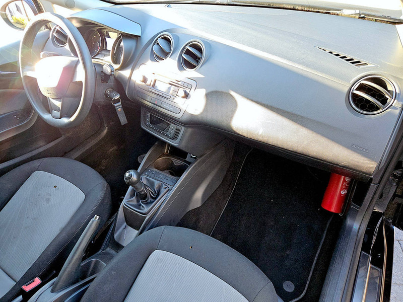 Limuzina SEAT Ibiza 1.6 TDI: slika Limuzina SEAT Ibiza 1.6 TDI Limuzina SEAT Ibiza 1.6 TDI: slika Limuzina SEAT Ibiza 1.6 TDI