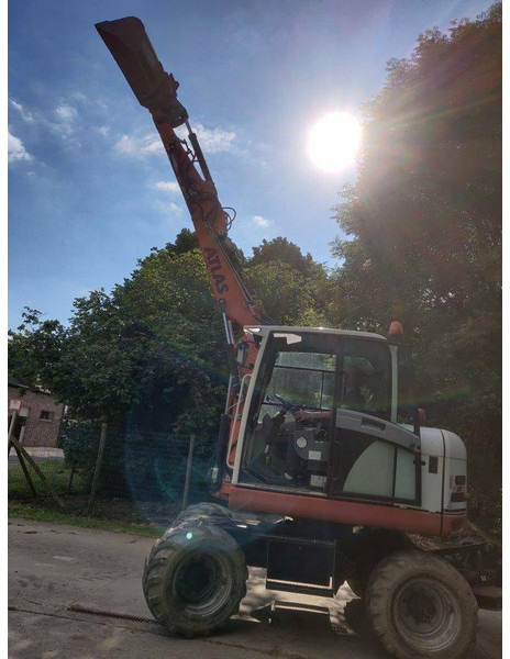 Schaeff 23 M/705M - Bager na kotačima: slika Schaeff 23 M/705M - Bager na kotačima Schaeff 23 M/705M - Bager na kotačima: slika Schaeff 23 M/705M - Bager na kotačima