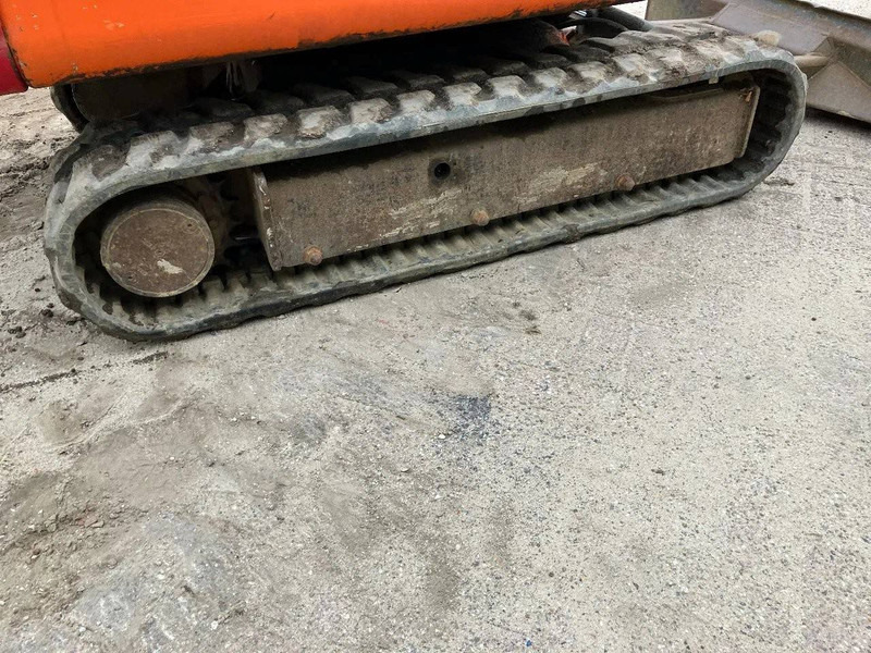 Schaeff HR 14 - Mini bager: slika Schaeff HR 14 - Mini bager Schaeff HR 14 - Mini bager: slika Schaeff HR 14 - Mini bager