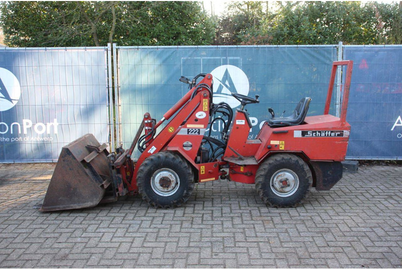 Schäffer 222S - Utovarivač na kotačima: slika Schäffer 222S - Utovarivač na kotačima Schäffer 222S - Utovarivač na kotačima: slika Schäffer 222S - Utovarivač na kotačima