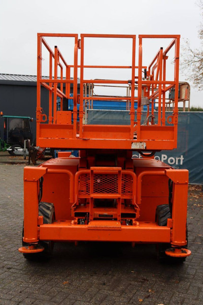 Skyjack - Škarasta podizna platforma: slika Skyjack - Škarasta podizna platforma Skyjack - Škarasta podizna platforma: slika Skyjack - Škarasta podizna platforma