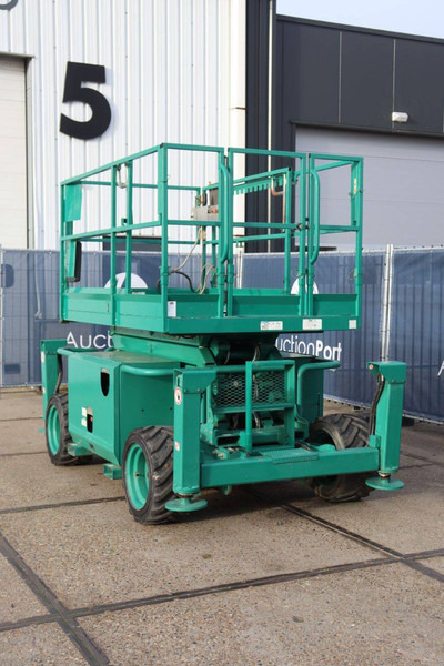 Skyjack SJ 6832RT - Škarasta podizna platforma: slika Skyjack SJ 6832RT - Škarasta podizna platforma Skyjack SJ 6832RT - Škarasta podizna platforma: slika Skyjack SJ 6832RT - Škarasta podizna platforma