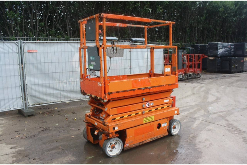 Skyjack SJ3219 - Škarasta podizna platforma: slika Skyjack SJ3219 - Škarasta podizna platforma Skyjack SJ3219 - Škarasta podizna platforma: slika Skyjack SJ3219 - Škarasta podizna platforma