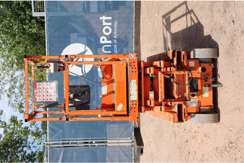 Skyjack SJIII 3219 - Škarasta podizna platforma: slika Skyjack SJIII 3219 - Škarasta podizna platforma Skyjack SJIII 3219 - Škarasta podizna platforma: slika Skyjack SJIII 3219 - Škarasta podizna platforma