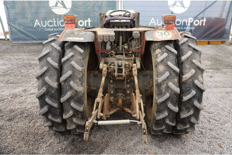 Steyr 8075A - Traktor: slika Steyr 8075A - Traktor Steyr 8075A - Traktor: slika Steyr 8075A - Traktor