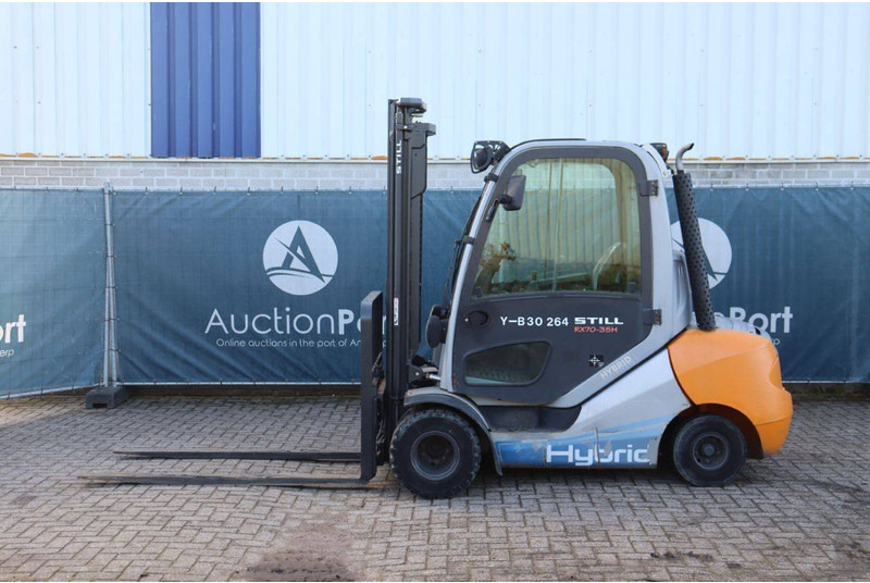 Still RX70-35H - Viličar: slika Still RX70-35H - Viličar Still RX70-35H - Viličar: slika Still RX70-35H - Viličar