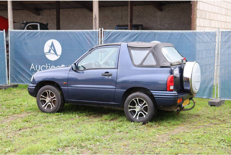 Suzuki Grand Vitara - Limuzina: slika Suzuki Grand Vitara - Limuzina Suzuki Grand Vitara - Limuzina: slika Suzuki Grand Vitara - Limuzina