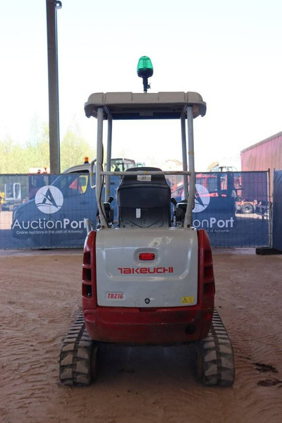 Takeuchi TB216 - Mini bager: slika Takeuchi TB216 - Mini bager Takeuchi TB216 - Mini bager: slika Takeuchi TB216 - Mini bager