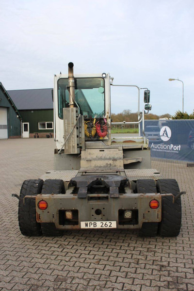 Terberg YT182 - Terminalni traktor: slika Terberg YT182 - Terminalni traktor Terberg YT182 - Terminalni traktor: slika Terberg YT182 - Terminalni traktor