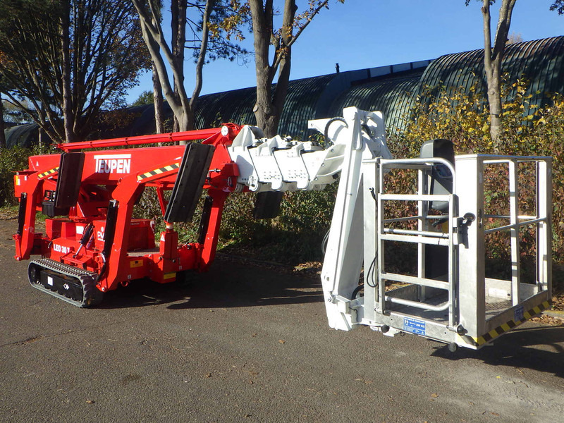 Teupen Leo30T - Zglobni krak: slika Teupen Leo30T - Zglobni krak Teupen Leo30T - Zglobni krak: slika Teupen Leo30T - Zglobni krak