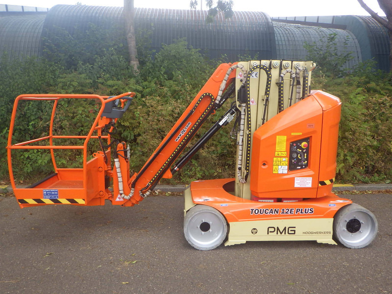 Toucan 12E Plus - Podizna platforma: slika Toucan 12E Plus - Podizna platforma Toucan 12E Plus - Podizna platforma: slika Toucan 12E Plus - Podizna platforma