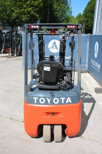 Toyota 8FBEK18T - Električni viličar: slika Toyota 8FBEK18T - Električni viličar Toyota 8FBEK18T - Električni viličar: slika Toyota 8FBEK18T - Električni viličar