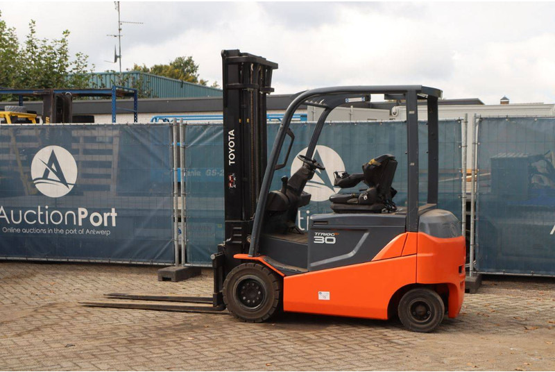 Toyota 8FBMKT30 - Električni viličar: slika Toyota 8FBMKT30 - Električni viličar Toyota 8FBMKT30 - Električni viličar: slika Toyota 8FBMKT30 - Električni viličar