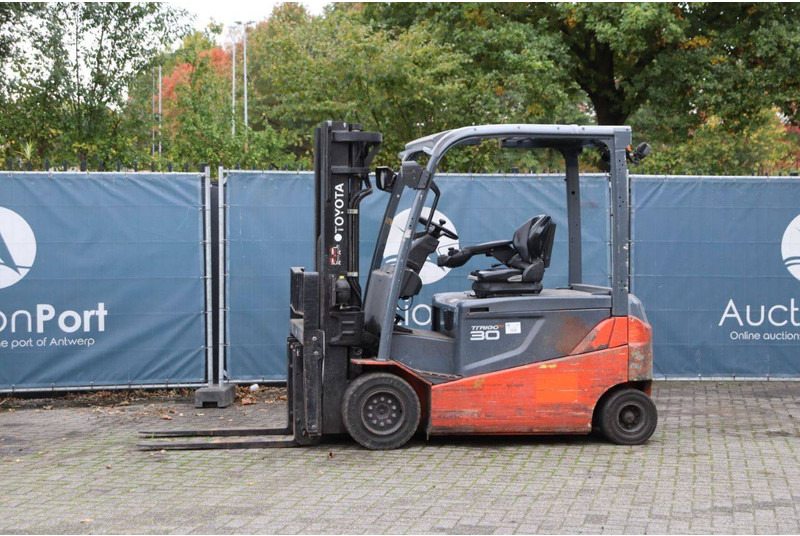 Toyota 8FBMT30 - Električni viličar: slika Toyota 8FBMT30 - Električni viličar Toyota 8FBMT30 - Električni viličar: slika Toyota 8FBMT30 - Električni viličar