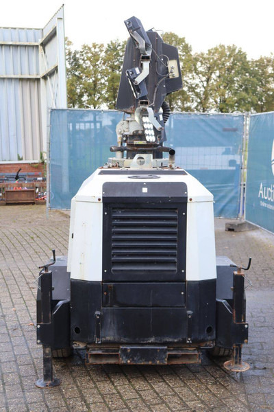 Trime X-ECOK2 - Rasvjetni stup: slika Trime X-ECOK2 - Rasvjetni stup Trime X-ECOK2 - Rasvjetni stup: slika Trime X-ECOK2 - Rasvjetni stup