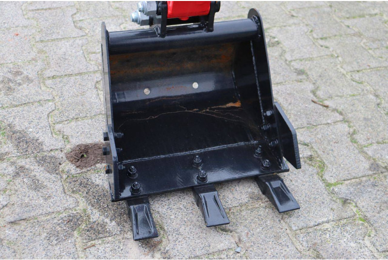 Novi Mini bager VICSEC 13-R: slika Novi Mini bager VICSEC 13-R