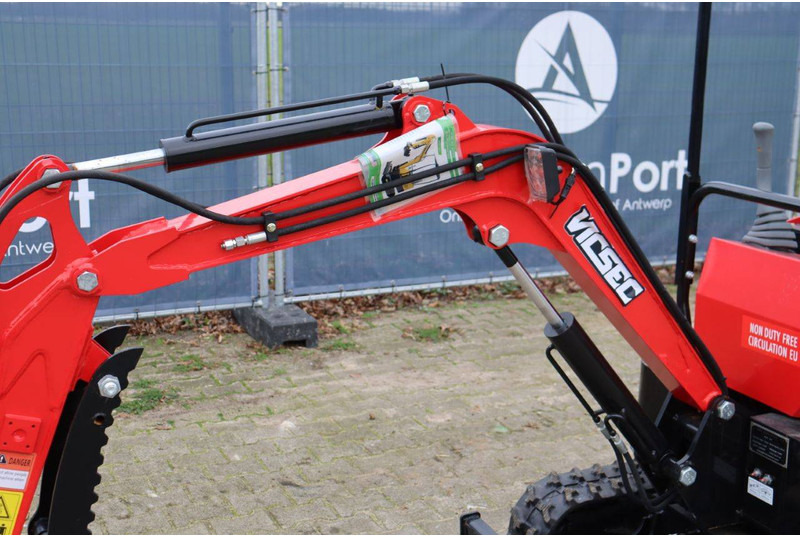 Novi Mini bager VICSEC 13-R: slika Novi Mini bager VICSEC 13-R