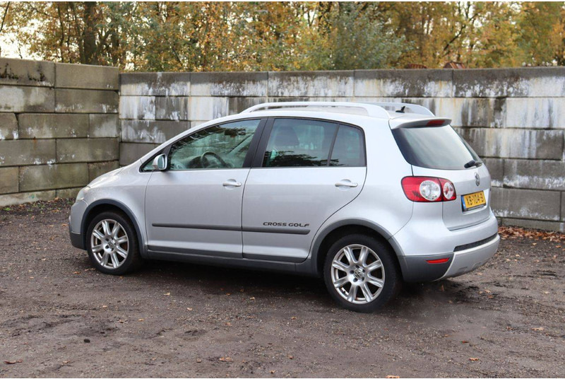 Volkswagen Golf Plus - Limuzina: slika Volkswagen Golf Plus - Limuzina Volkswagen Golf Plus - Limuzina: slika Volkswagen Golf Plus - Limuzina