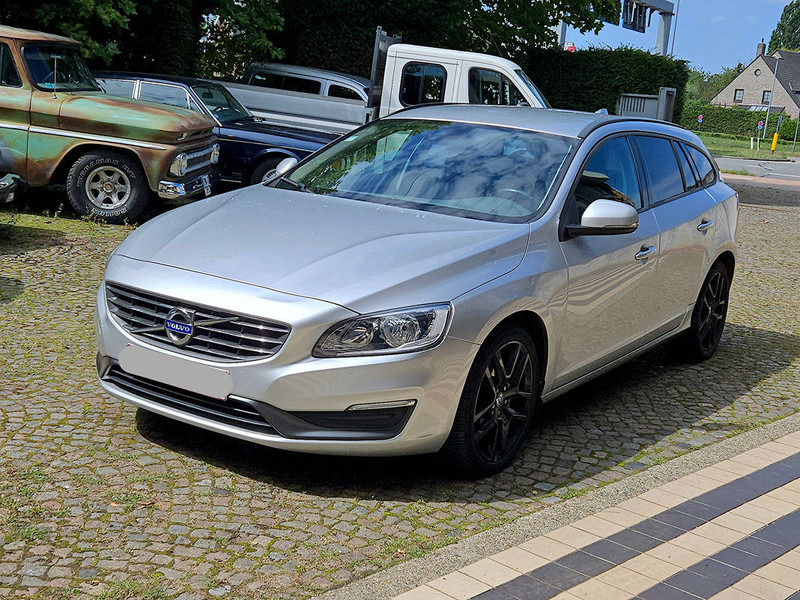Volvo V60 D3 - Limuzina: slika Volvo V60 D3 - Limuzina Volvo V60 D3 - Limuzina: slika Volvo V60 D3 - Limuzina
