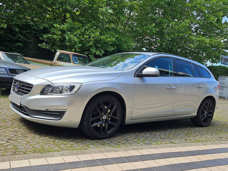 Volvo V60 D3 - Limuzina: slika Volvo V60 D3 - Limuzina Volvo V60 D3 - Limuzina: slika Volvo V60 D3 - Limuzina