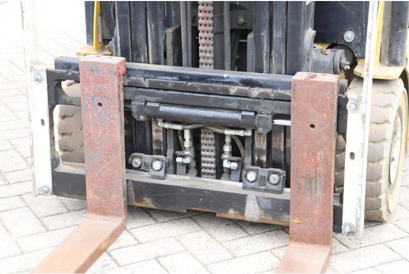 Električni viličar Yale ERP16VF: slika Električni viličar Yale ERP16VF Električni viličar Yale ERP16VF: slika Električni viličar Yale ERP16VF