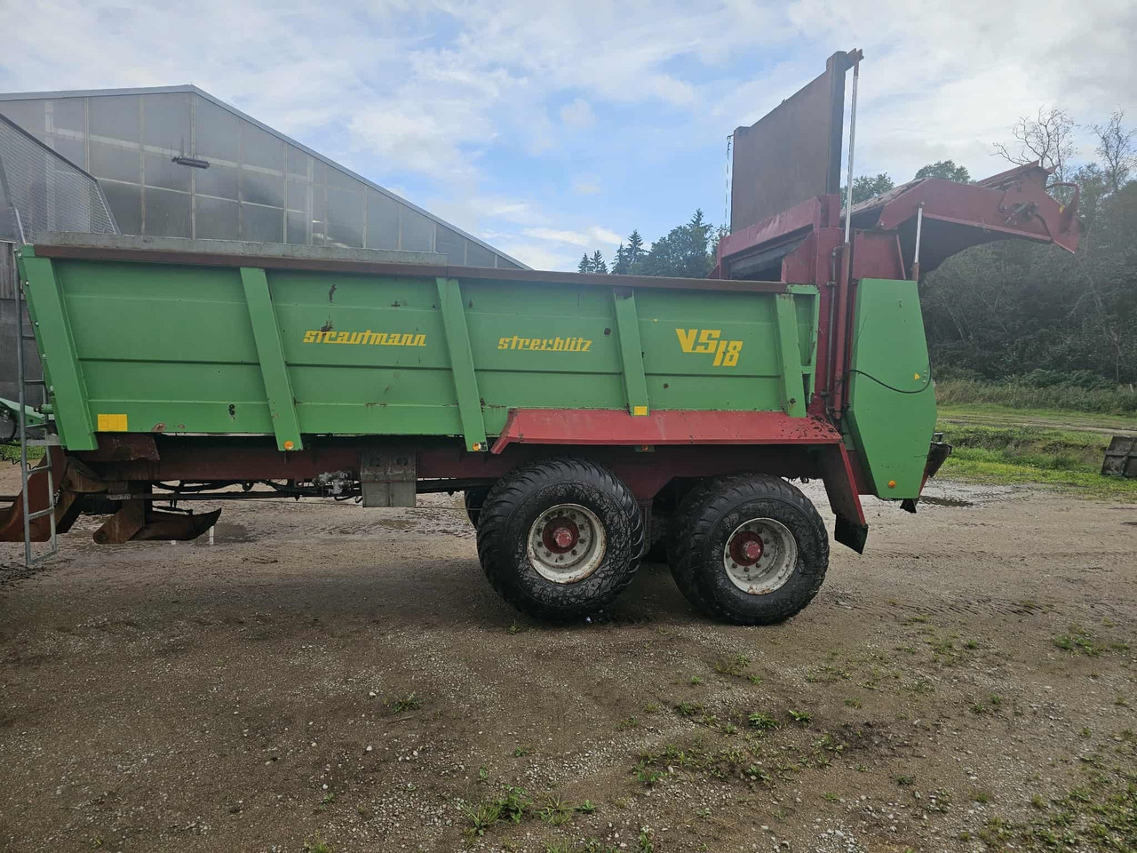 STRAUTMANN VS18 - Rasipač stajskog gnoja: slika STRAUTMANN VS18 - Rasipač stajskog gnoja STRAUTMANN VS18 - Rasipač stajskog gnoja: slika STRAUTMANN VS18 - Rasipač stajskog gnoja