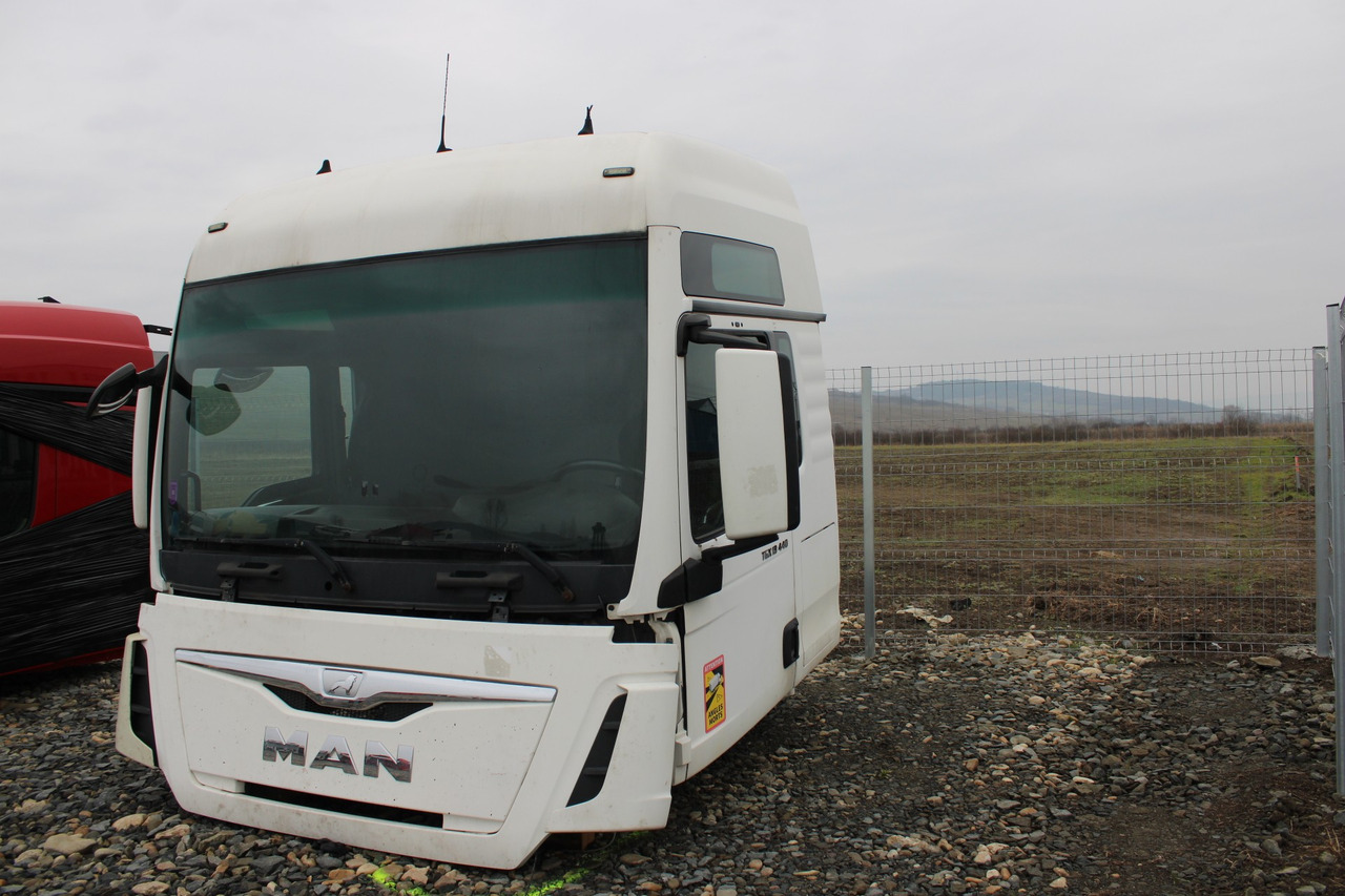 CABINA MAN TGX XXL - Kabina za Kamion: slika CABINA MAN TGX XXL - Kabina za Kamion CABINA MAN TGX XXL - Kabina za Kamion: slika CABINA MAN TGX XXL - Kabina za Kamion
