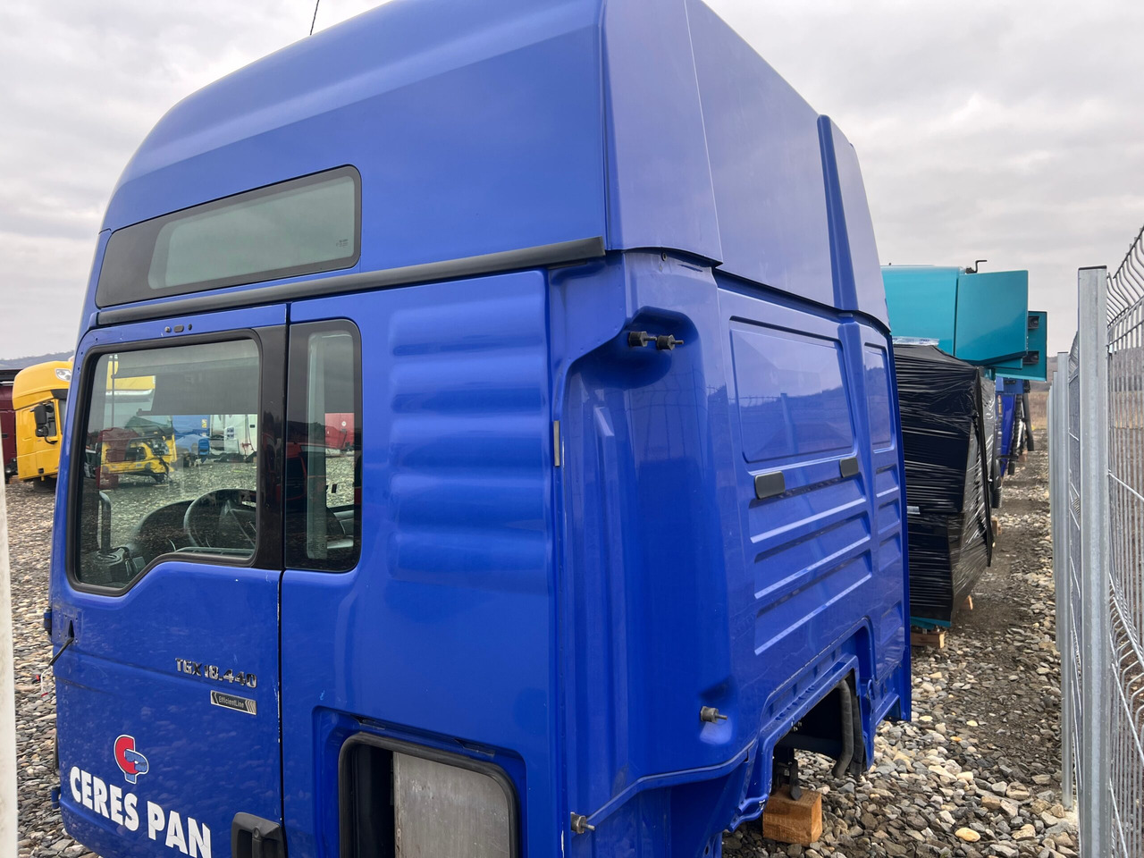CABINA MAN TGX XXL - Kabina za Kamion: slika CABINA MAN TGX XXL - Kabina za Kamion CABINA MAN TGX XXL - Kabina za Kamion: slika CABINA MAN TGX XXL - Kabina za Kamion