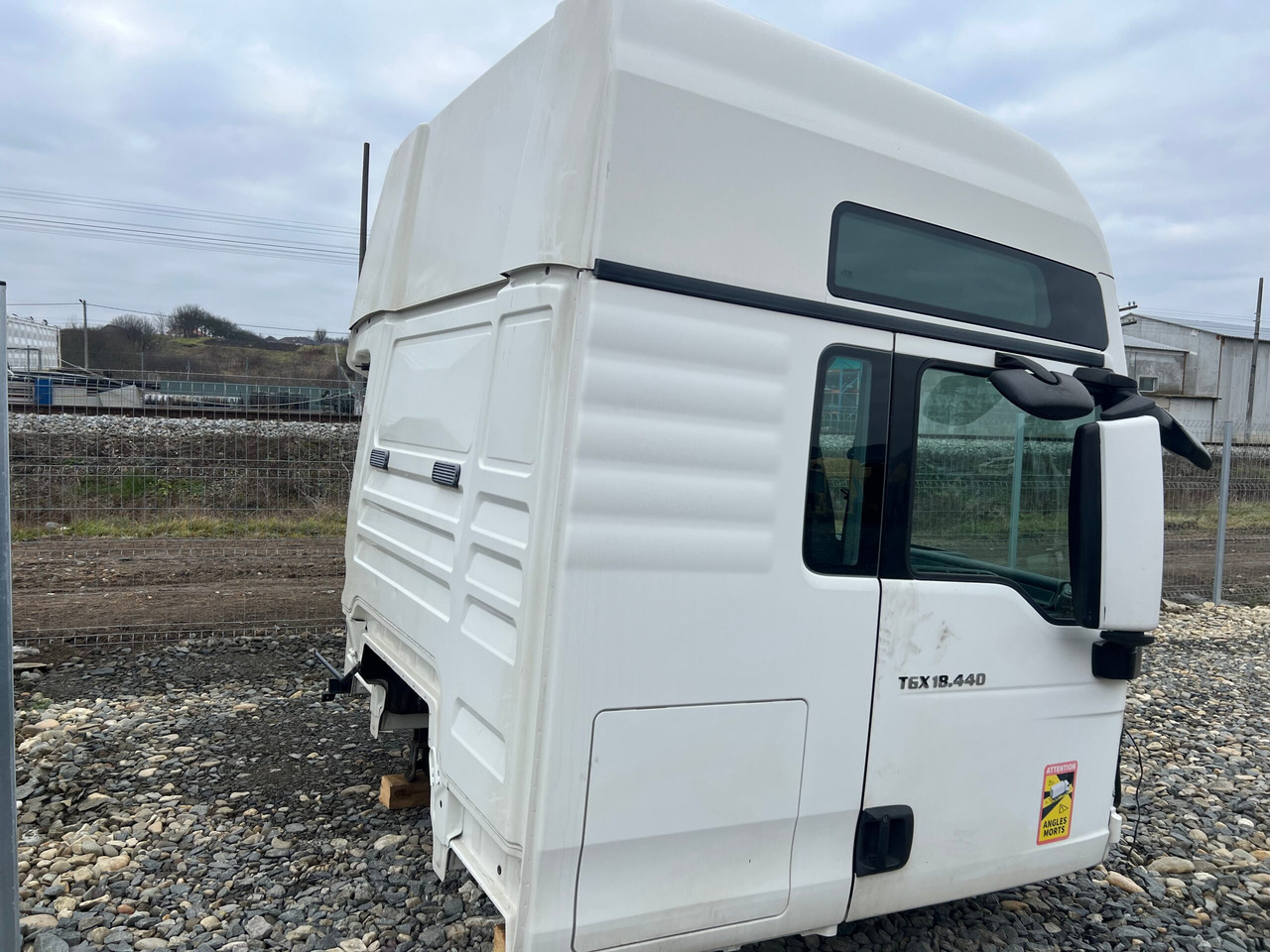 CABINA MAN TGX XXL - Kabina za Kamion: slika CABINA MAN TGX XXL - Kabina za Kamion CABINA MAN TGX XXL - Kabina za Kamion: slika CABINA MAN TGX XXL - Kabina za Kamion