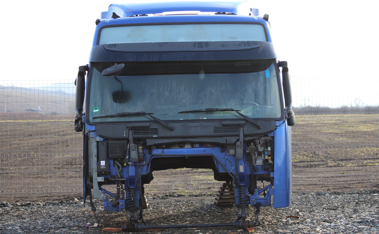 CABINA VOLVO FH13 GLOBETROTTER L2H2 - Kabina za Kamion: slika CABINA VOLVO FH13 GLOBETROTTER L2H2 - Kabina za Kamion CABINA VOLVO FH13 GLOBETROTTER L2H2 - Kabina za Kamion: slika CABINA VOLVO FH13 GLOBETROTTER L2H2 - Kabina za Kamion