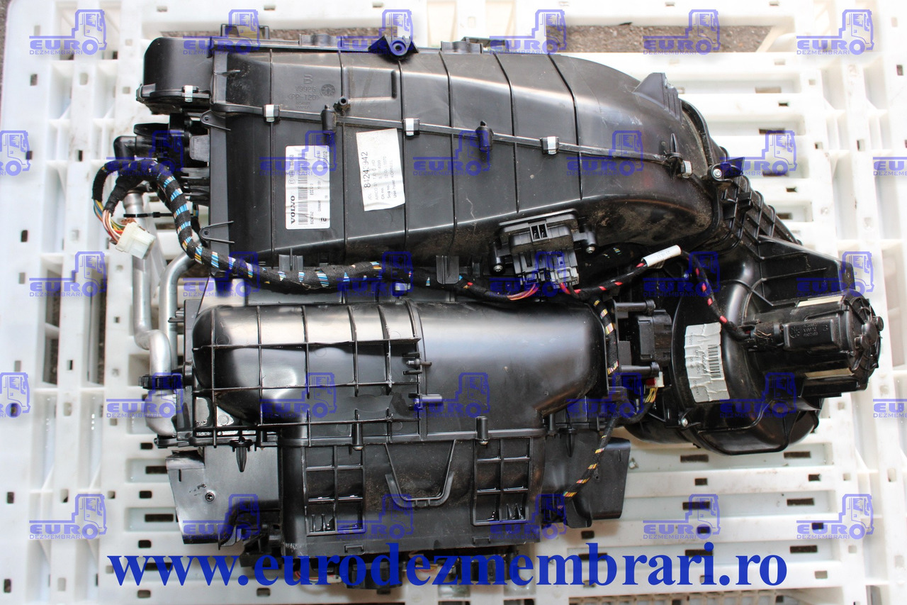 CARCASA SISTEM CLIMATIZARE VOLVO FH4 84243942 - Dio klima uređaja za Kamion: slika CARCASA SISTEM CLIMATIZARE VOLVO FH4 84243942 - Dio klima uređaja za Kamion CARCASA SISTEM CLIMATIZARE VOLVO FH4 84243942 - Dio klima uređaja za Kamion: slika CARCASA SISTEM CLIMATIZARE VOLVO FH4 84243942 - Dio klima uređaja za Kamion
