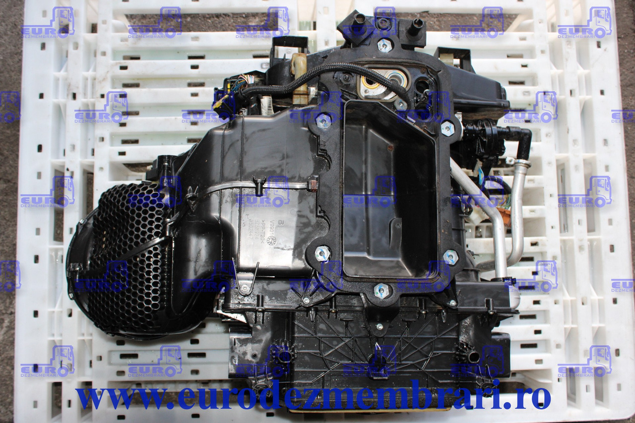 CARCASA SISTEM CLIMATIZARE VOLVO FH4 84243942 - Dio klima uređaja za Kamion: slika CARCASA SISTEM CLIMATIZARE VOLVO FH4 84243942 - Dio klima uređaja za Kamion CARCASA SISTEM CLIMATIZARE VOLVO FH4 84243942 - Dio klima uređaja za Kamion: slika CARCASA SISTEM CLIMATIZARE VOLVO FH4 84243942 - Dio klima uređaja za Kamion