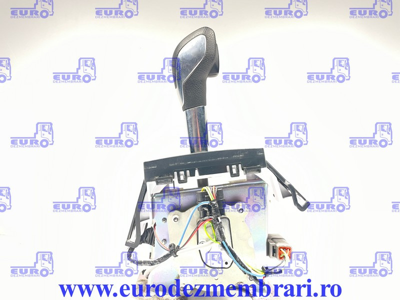 SCHIMBATOR VITEZE AUTOMAT FORD CARGO GC46 7210 BC - Kabina i unutrašnjost za Kamion: slika SCHIMBATOR VITEZE AUTOMAT FORD CARGO GC46 7210 BC - Kabina i unutrašnjost za Kamion SCHIMBATOR VITEZE AUTOMAT FORD CARGO GC46 7210 BC - Kabina i unutrašnjost za Kamion: slika SCHIMBATOR VITEZE AUTOMAT FORD CARGO GC46 7210 BC - Kabina i unutrašnjost za Kamion