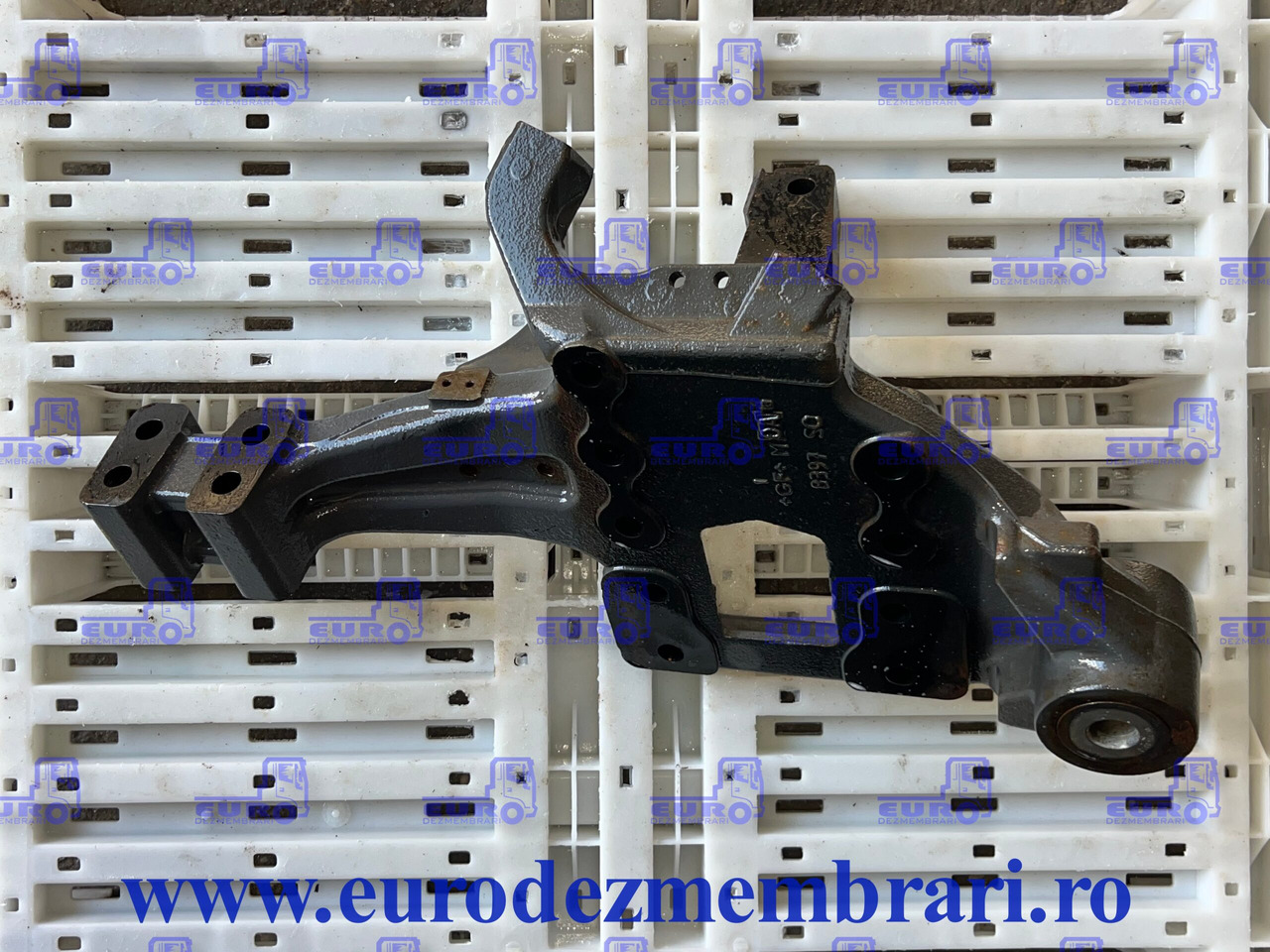 SUPORT CABINA STANGA SPATE DAF 1922171 192273 1892983 - Okvir/ Šasija za Kamion: slika SUPORT CABINA STANGA SPATE DAF 1922171 192273 1892983 - Okvir/ Šasija za Kamion SUPORT CABINA STANGA SPATE DAF 1922171 192273 1892983 - Okvir/ Šasija za Kamion: slika SUPORT CABINA STANGA SPATE DAF 1922171 192273 1892983 - Okvir/ Šasija za Kamion