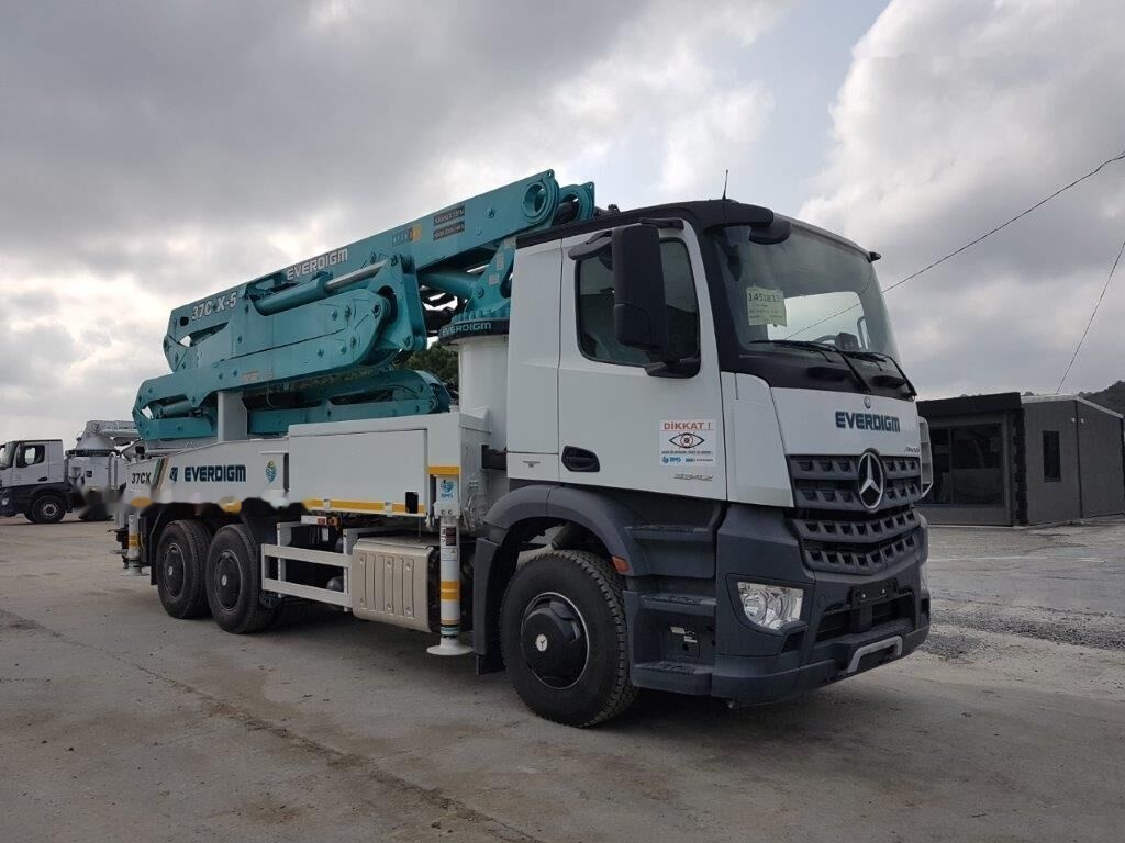 Mercedes-Benz 3342 P - Beton pumpa: slika Mercedes-Benz 3342 P - Beton pumpa Mercedes-Benz 3342 P - Beton pumpa: slika Mercedes-Benz 3342 P - Beton pumpa