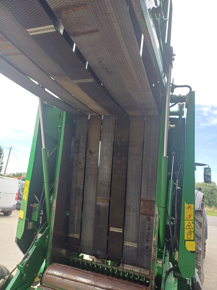 John Deere 592 ROTOFLOW - Rolo balirka: slika John Deere 592 ROTOFLOW - Rolo balirka John Deere 592 ROTOFLOW - Rolo balirka: slika John Deere 592 ROTOFLOW - Rolo balirka