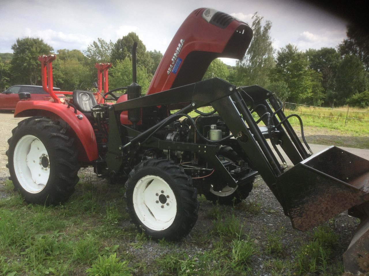 Jinma 454 - Traktor: slika Jinma 454 - Traktor Jinma 454 - Traktor: slika Jinma 454 - Traktor