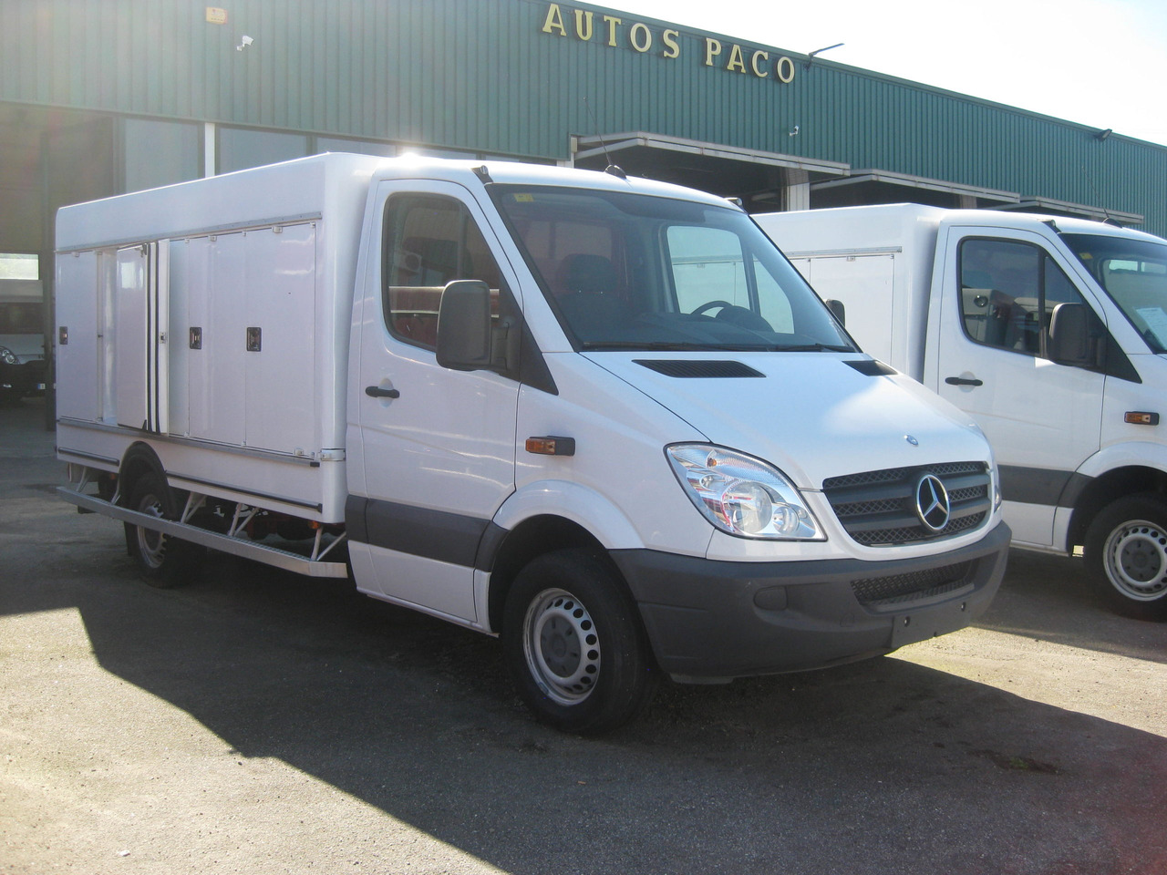Camión heladero 3500kg MERCEDES SPRINTER - Dostavno vozilo hladnjača: slika Camión heladero 3500kg MERCEDES SPRINTER - Dostavno vozilo hladnjača Camión heladero 3500kg MERCEDES SPRINTER - Dostavno vozilo hladnjača: slika Camión heladero 3500kg MERCEDES SPRINTER - Dostavno vozilo hladnjača