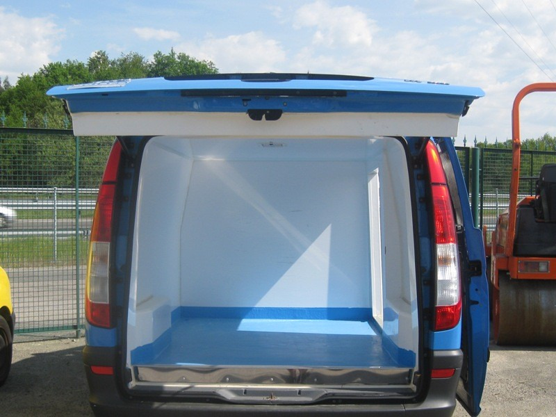 FURGONETA FRIGORIFICA MERCEDES VITO111 CDI - Dostavno vozilo hladnjača: slika FURGONETA FRIGORIFICA MERCEDES VITO111 CDI - Dostavno vozilo hladnjača FURGONETA FRIGORIFICA MERCEDES VITO111 CDI - Dostavno vozilo hladnjača: slika FURGONETA FRIGORIFICA MERCEDES VITO111 CDI - Dostavno vozilo hladnjača
