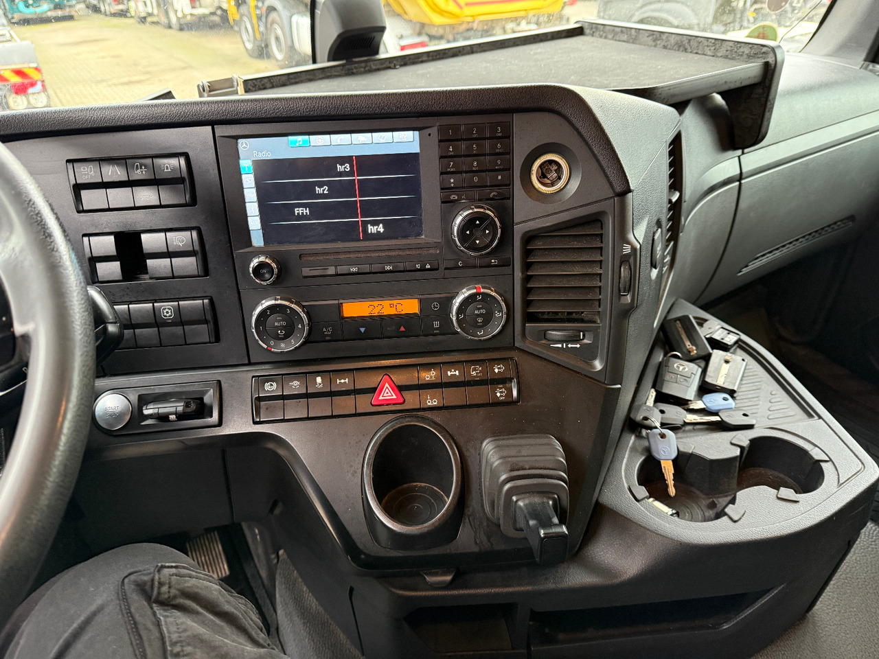 Kamion s otvorenim sandukom MERCEDES 2651 CON RETARDER: slika Kamion s otvorenim sandukom MERCEDES 2651 CON RETARDER Kamion s otvorenim sandukom MERCEDES 2651 CON RETARDER: slika Kamion s otvorenim sandukom MERCEDES 2651 CON RETARDER