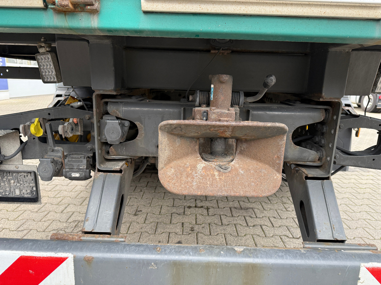 Kamion s otvorenim sandukom MERCEDES 2651 CON RETARDER: slika Kamion s otvorenim sandukom MERCEDES 2651 CON RETARDER Kamion s otvorenim sandukom MERCEDES 2651 CON RETARDER: slika Kamion s otvorenim sandukom MERCEDES 2651 CON RETARDER