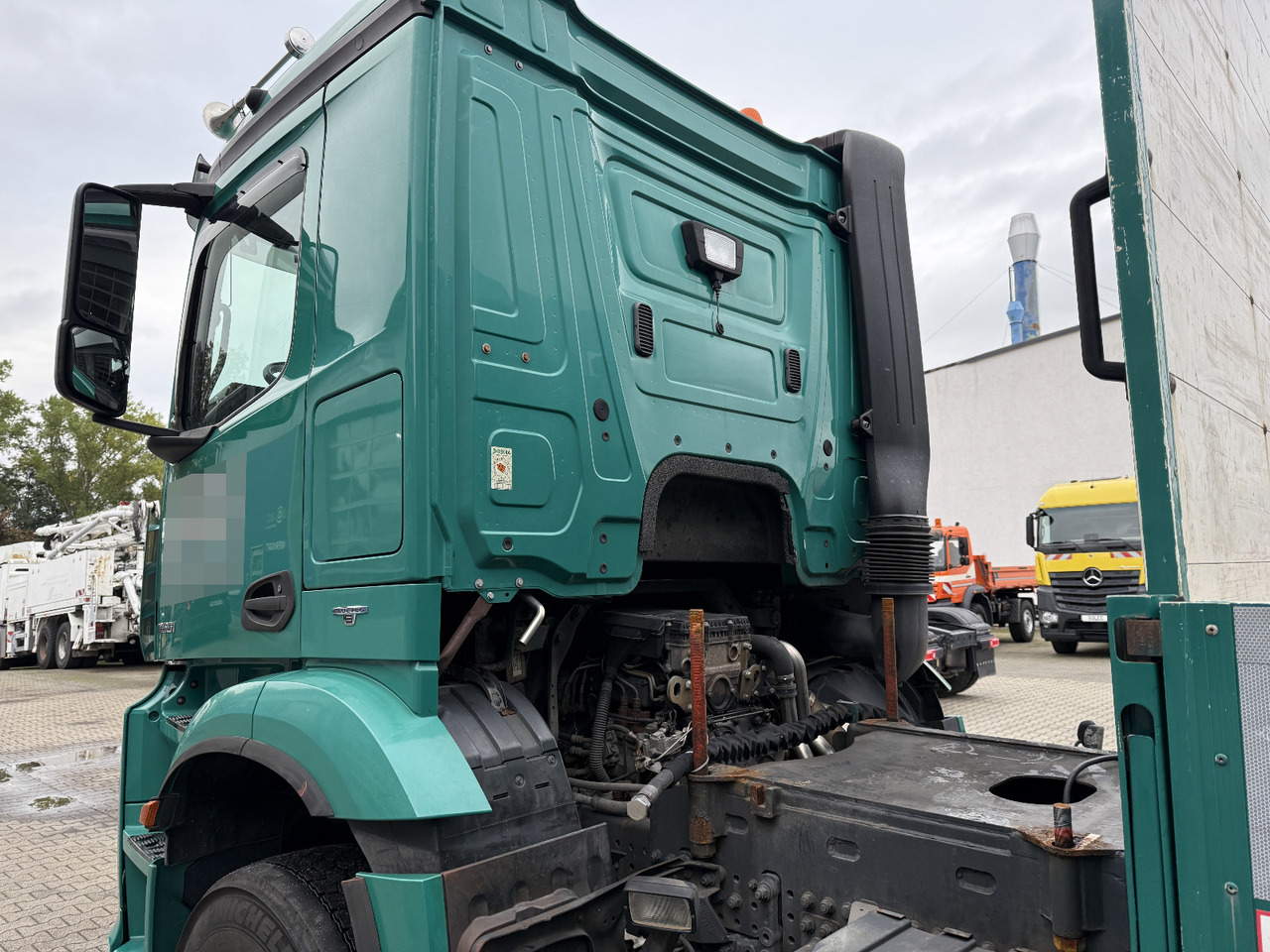 Kamion s otvorenim sandukom MERCEDES 2651 CON RETARDER: slika Kamion s otvorenim sandukom MERCEDES 2651 CON RETARDER Kamion s otvorenim sandukom MERCEDES 2651 CON RETARDER: slika Kamion s otvorenim sandukom MERCEDES 2651 CON RETARDER
