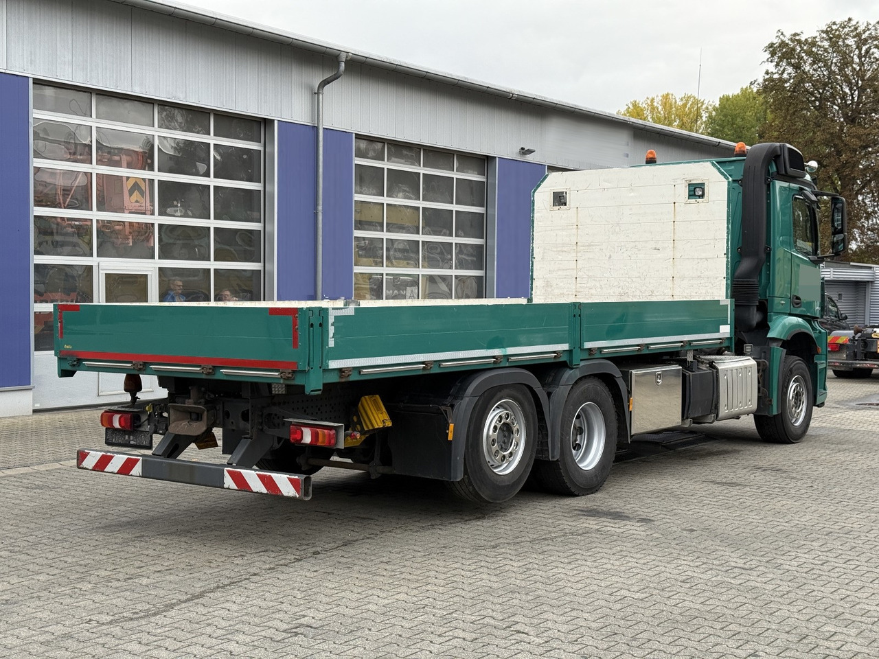 MERCEDES 2651 CON RETARDER - Kamion s otvorenim sandukom: slika MERCEDES 2651 CON RETARDER - Kamion s otvorenim sandukom MERCEDES 2651 CON RETARDER - Kamion s otvorenim sandukom: slika MERCEDES 2651 CON RETARDER - Kamion s otvorenim sandukom