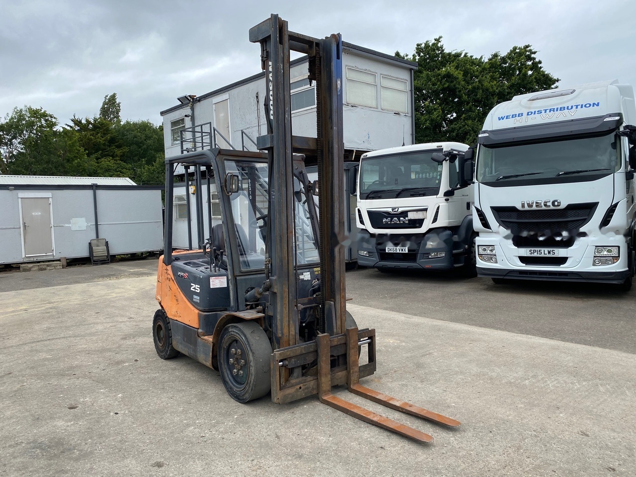 Diesel viličar DOOSAN D25S-5: slika Diesel viličar DOOSAN D25S-5