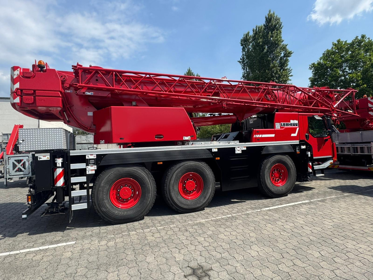 Liebherr LTM 1060-3.1 (2021 - 058 842) - Autodizalica: slika Liebherr LTM 1060-3.1 (2021 - 058 842) - Autodizalica Liebherr LTM 1060-3.1 (2021 - 058 842) - Autodizalica: slika Liebherr LTM 1060-3.1 (2021 - 058 842) - Autodizalica