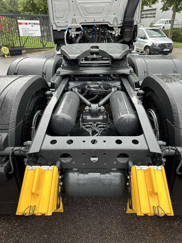 Novi Tegljač Mercedes Benz Actros 2652 LS 6x4 | NEUFAHRZEUGE | ZGG 120 to: slika Novi Tegljač Mercedes Benz Actros 2652 LS 6x4 | NEUFAHRZEUGE | ZGG 120 to Novi Tegljač Mercedes Benz Actros 2652 LS 6x4 | NEUFAHRZEUGE | ZGG 120 to: slika Novi Tegljač Mercedes Benz Actros 2652 LS 6x4 | NEUFAHRZEUGE | ZGG 120 to