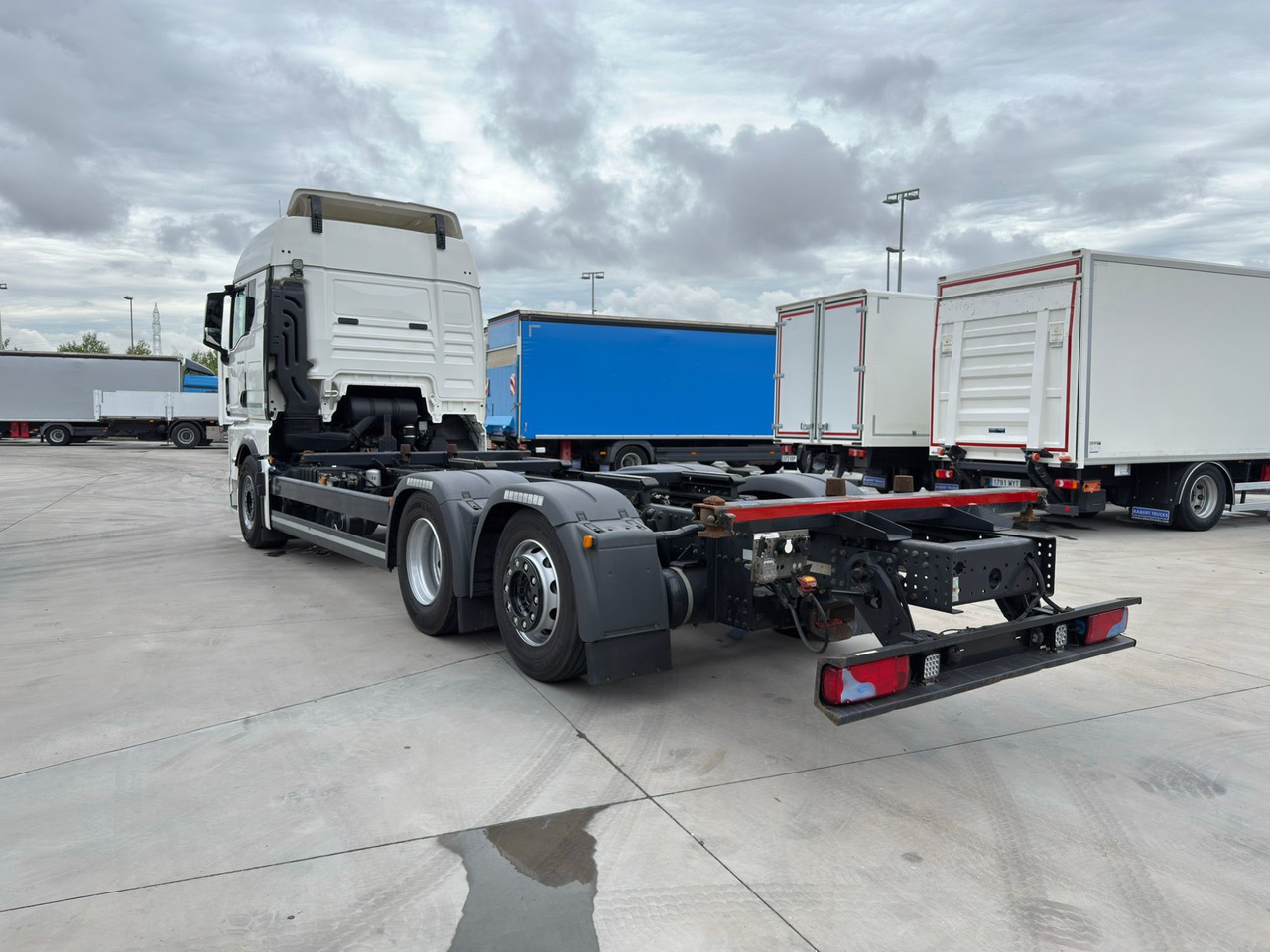 MAN 26.470 TGX E6 (Chassis) - Kamion-šasija: slika MAN 26.470 TGX E6 (Chassis) - Kamion-šasija MAN 26.470 TGX E6 (Chassis) - Kamion-šasija: slika MAN 26.470 TGX E6 (Chassis) - Kamion-šasija
