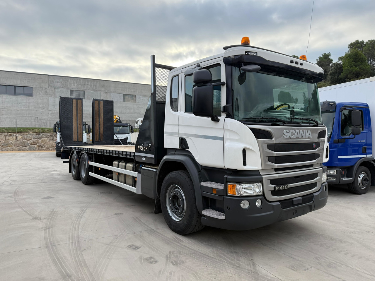 SCANIA P410 E6 (Machinery Carrier) - Autotransporter: slika SCANIA P410 E6 (Machinery Carrier) - Autotransporter SCANIA P410 E6 (Machinery Carrier) - Autotransporter: slika SCANIA P410 E6 (Machinery Carrier) - Autotransporter